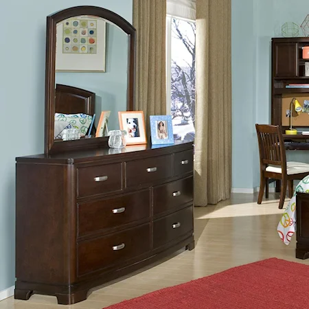 7-Drawer Dresser with Arched Mirror